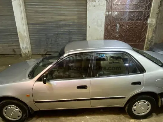 تويوتا كورولا 1998 مانيوال عيون 1300 سي سي