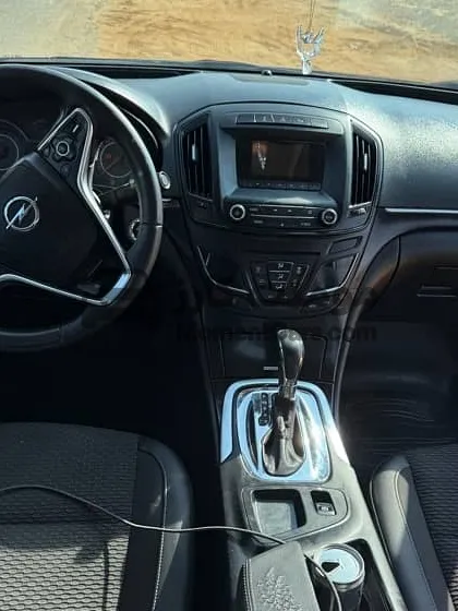 أوبل انسيجنيا 2017 مستعملة للبيع | فابريكا بالكامل