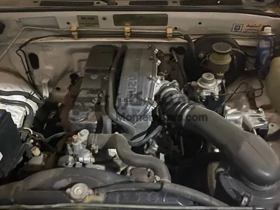 شيفروليه دبابة 2001 للبيع مكنة وفتيس شرط