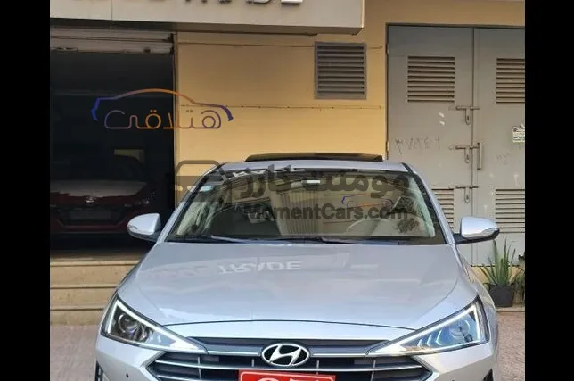هيونداي إلنترا AD 2025 اتوماتيك - 36 ألف كم