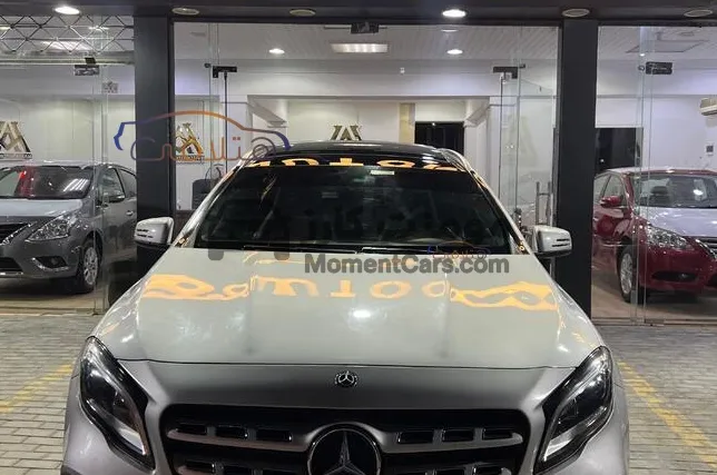 مرسيدس GLA 200 2018 اتوماتيك SUV للبيع