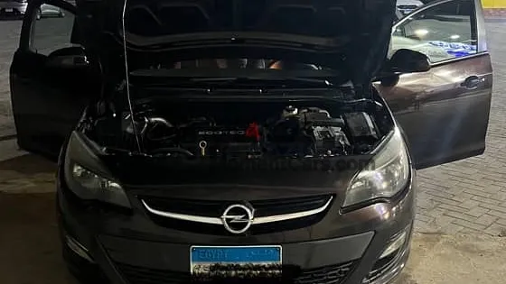 اوبل استرا 2018 اتوماتيك فبريكة بالكامل