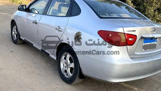 هيونداي النترا 2010 اوتوماتيك بفتحة سقف للبيع