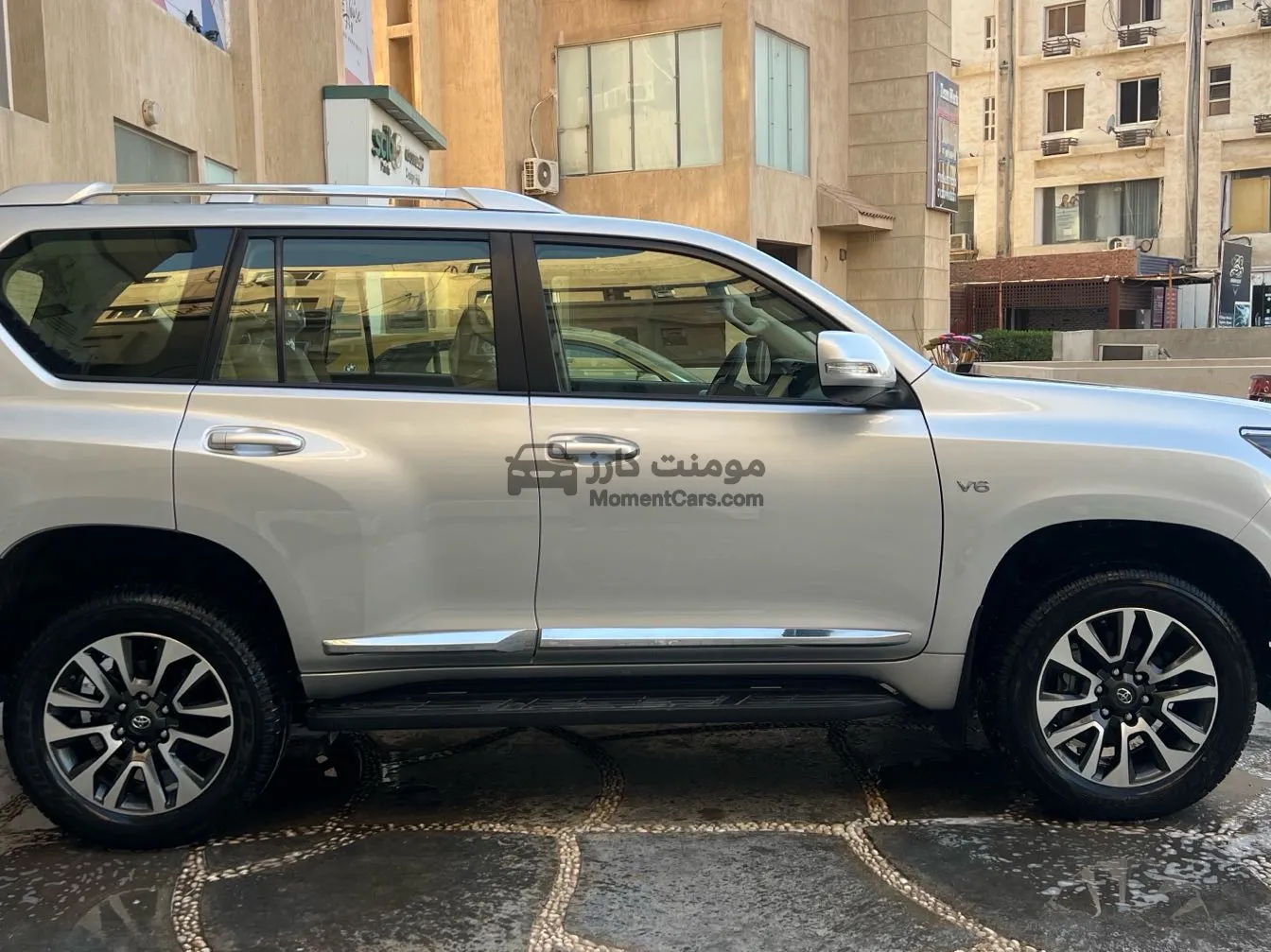 تويوتا برادو 2023 زيرو 4000cc للبيع