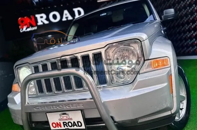 جيب شيروكي 2012 اتوماتيك للبيع