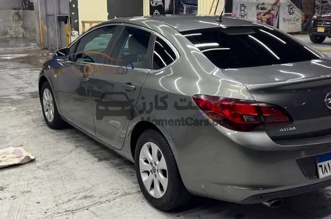 أوبل أسترا 2021 هاي لاين جلد، عدسات ليد، تشغيل عن بعد