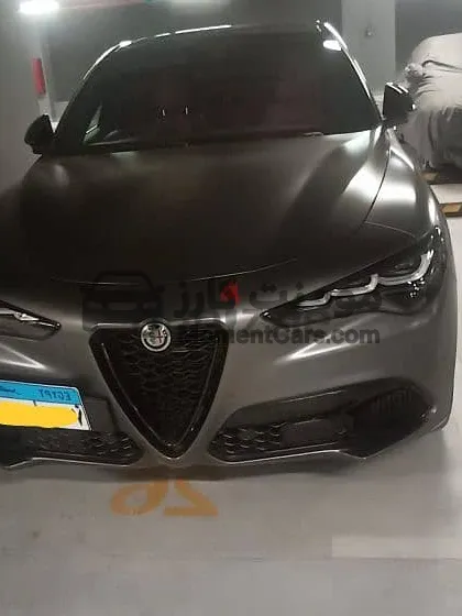 ستلفيو 2024 أعلى فئة عداد قليل أول يد للبيع