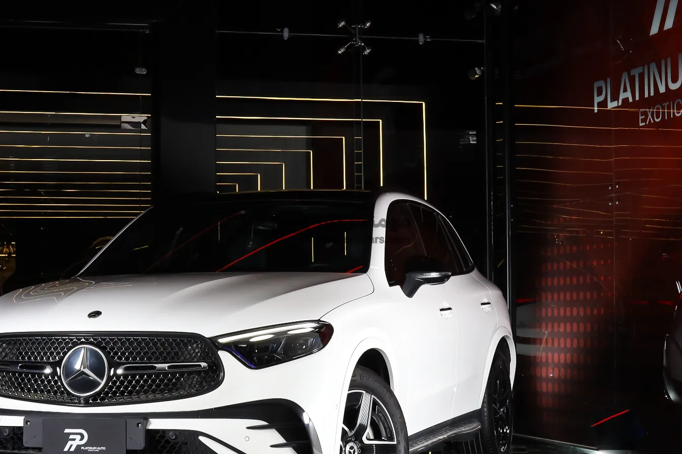 مرسيدس GLC 300 موديل 2023 للبيع