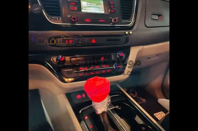 كيا كارنفال 2016 توب لاين أوتوماتيك