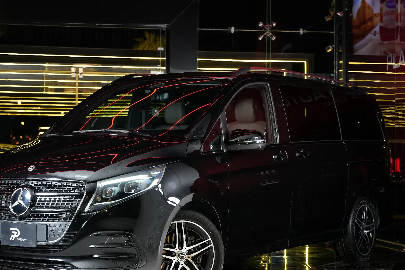 مرسيدس V300 فان 2025 جديدة للبيع
