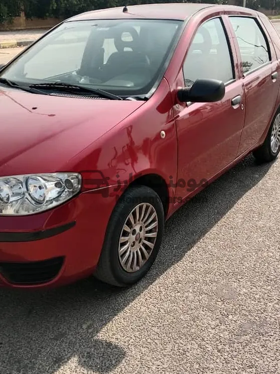 فيات بونتو 2012 مانيوال فبريكة دواخل للبيع