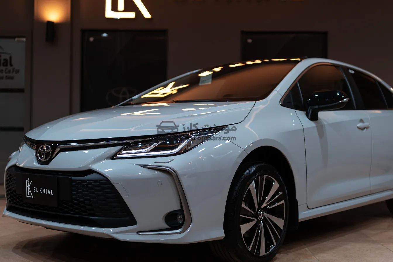 تويوتا كورولا 2026 سيدان اتوماتيك للبيع