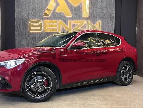 ألفا روميو ستلفيو Q4 2021 أعلى تجهيزات