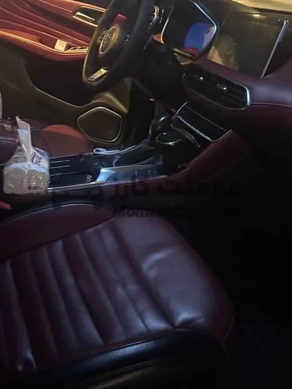 ام جي HS موديل 2022 أعلى فئة Trophy Black Edition