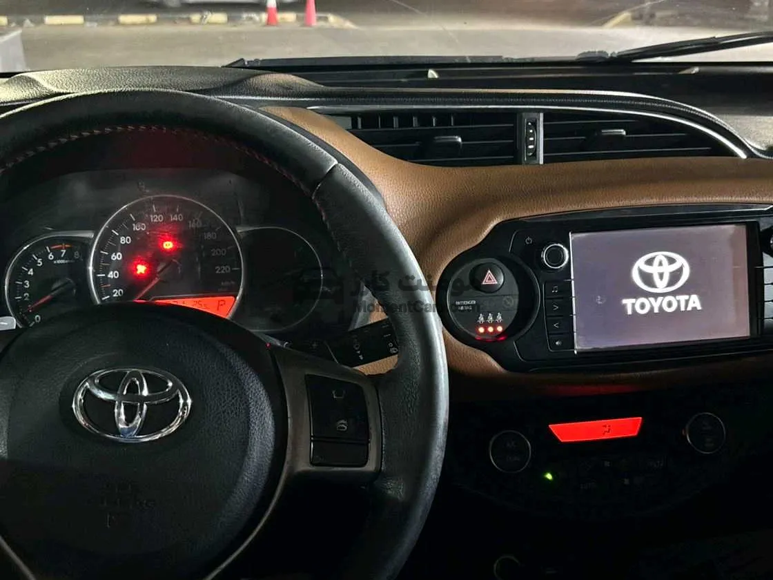 تويوتا ياريس 2015 أوتوماتيك مالك أول