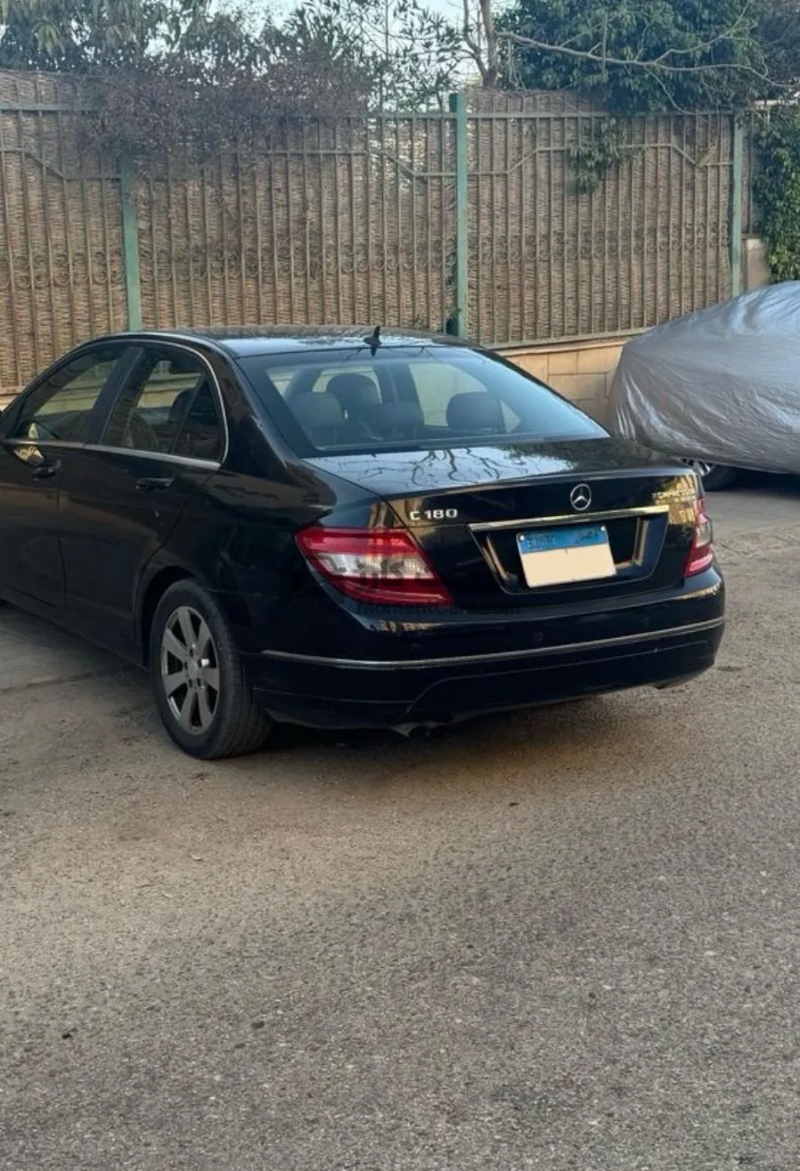 مرسيدس C180 2009 اتوماتيك سيدان للبيع
