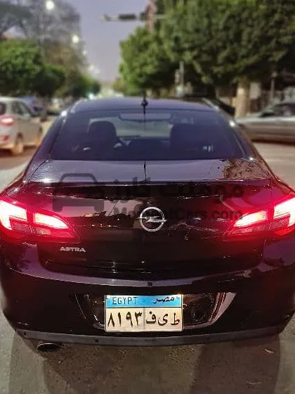 أوبل أسترا 2021 فابريكا بالكامل عداد 90 ألف كم للبيع