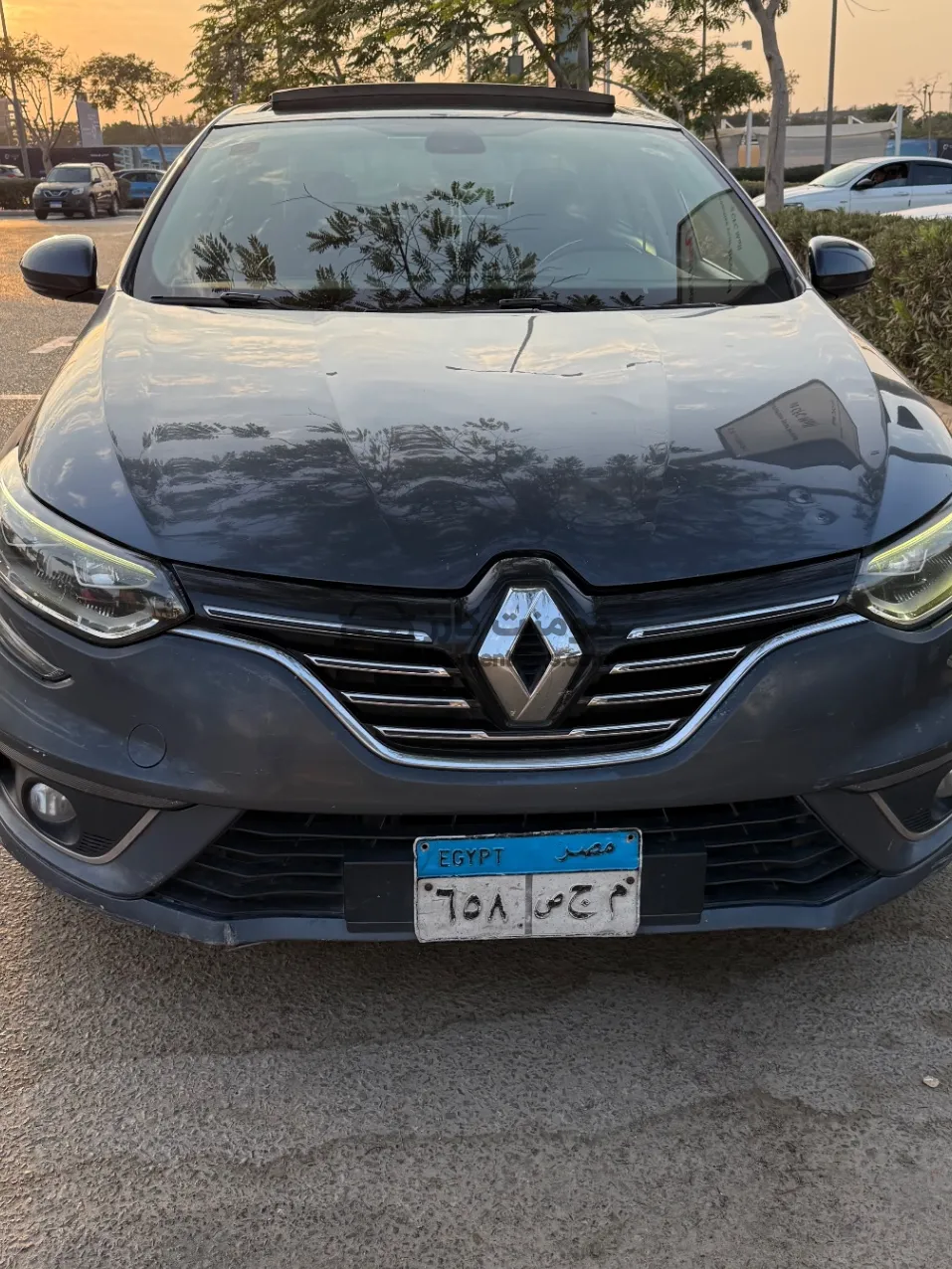 رينو ميجان 2020 أعلى فئة فتحة سقف ومساج