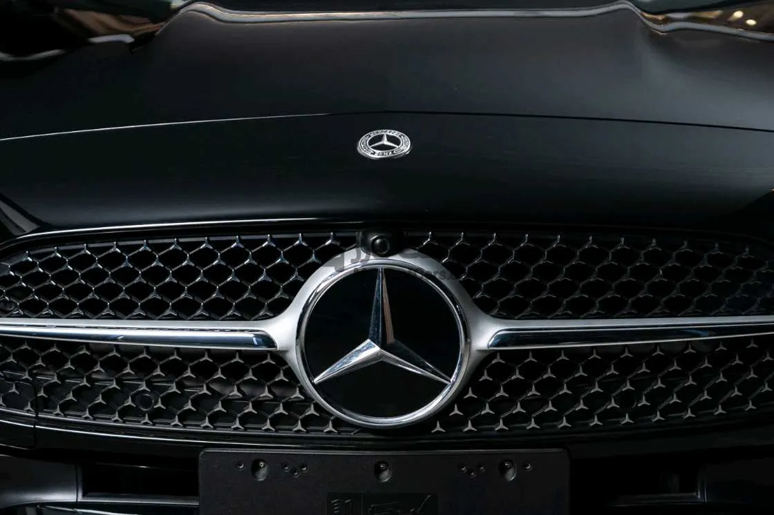 مرسيدس C180 2024 AMG جديدة للبيع