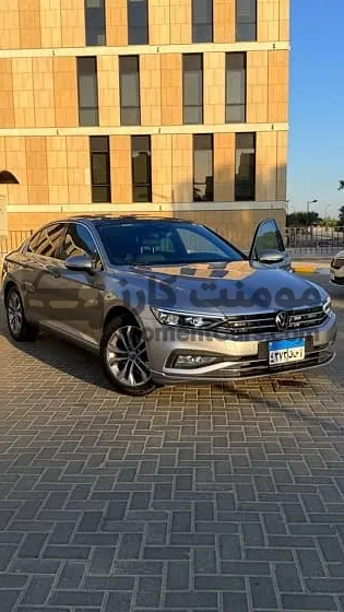 باسات 2022 R-Line فولكس 38 ألف كم للبيع