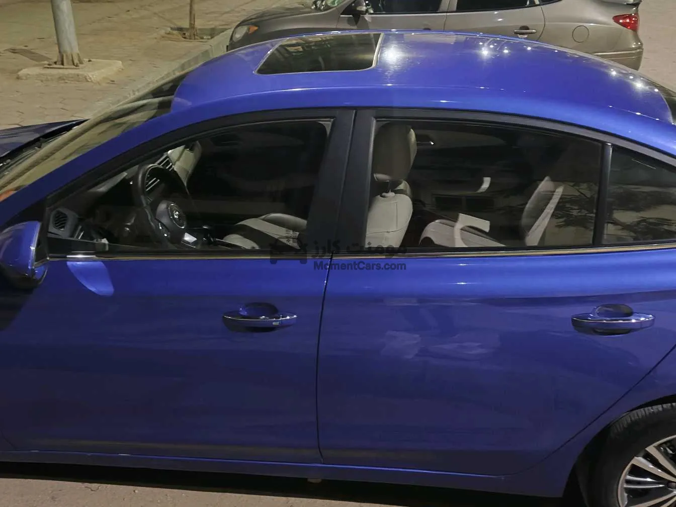 إم جي 5 2022 للبيع فابريكة بالكامل أول مالك