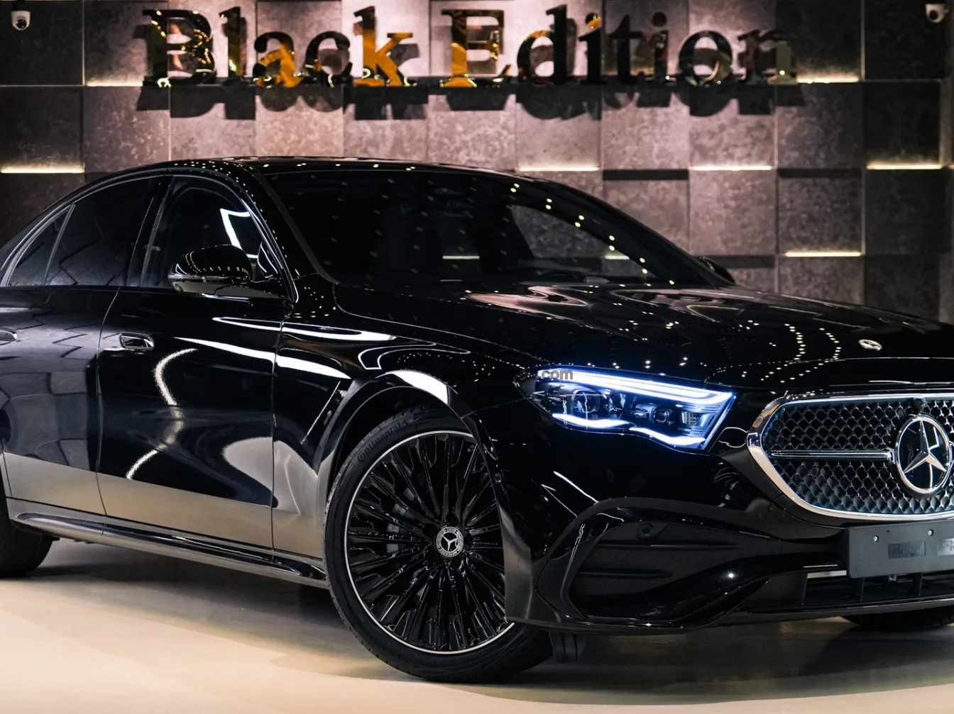 مرسيدس E200 2026 AMG كاملة تجهيزات