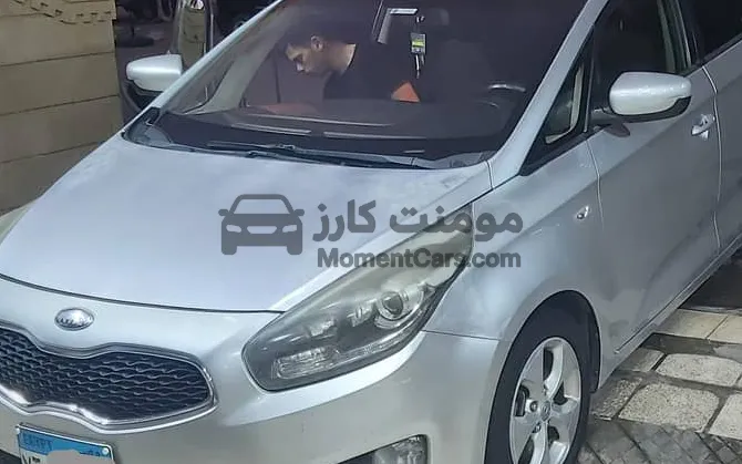 كيا كارينز 2014 اتوماتيك 7 راكب للبيع بحالة ممتازة