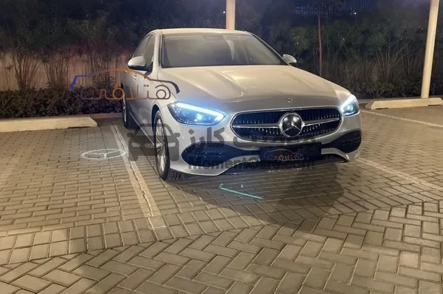 مرسيدس C 180 موديل 2023 - 7000 كم - للبيع