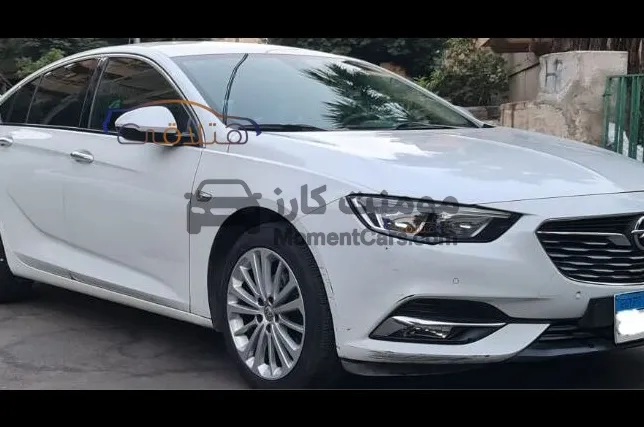 اوبل انسجنيا 2018 اتوماتيك 120 ألف كم للبيع