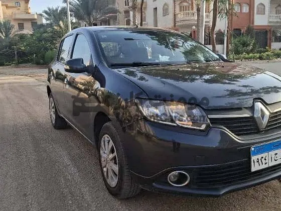 رينو سانديرو 2017 اوتوماتيك للبيع بحالة ممتازة