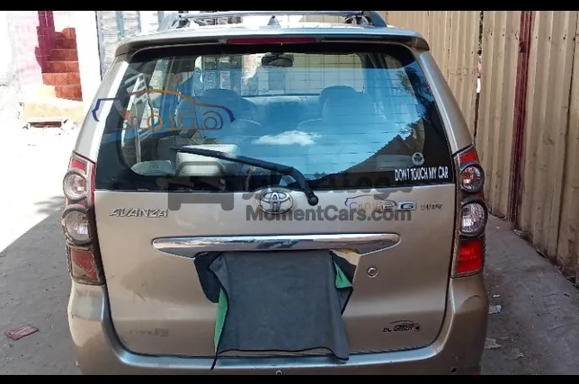 تويوتا افانزا 2008 أتوماتيك فابريكة دواخل للبيع