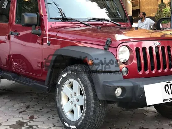 جيب رانجلر 2017 اتوماتيك 83,000 كم للبيع