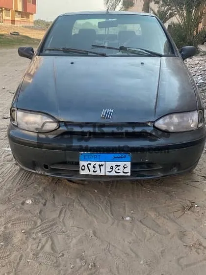 فيات سيينا 2003 دواخل زيرو ومصروف عليها للبيع