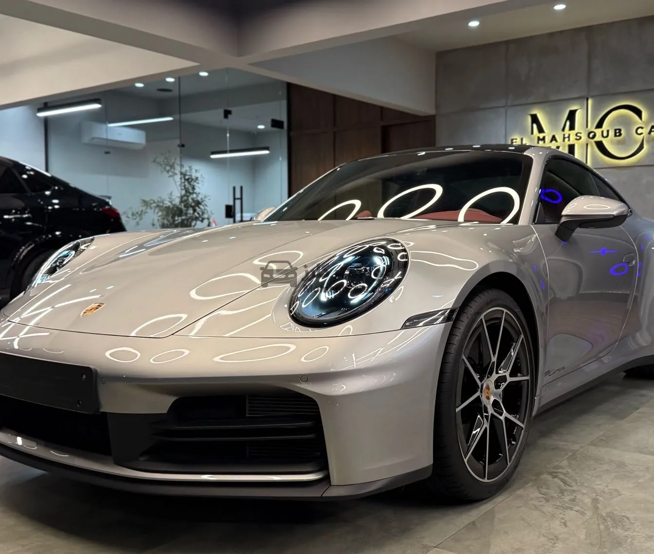 بورش 911 كاريرا 2025 جديدة كوبيه 3000 سي سي