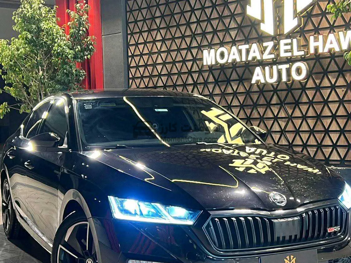 سكودا اوكتافيا VRS 2022 للبيع