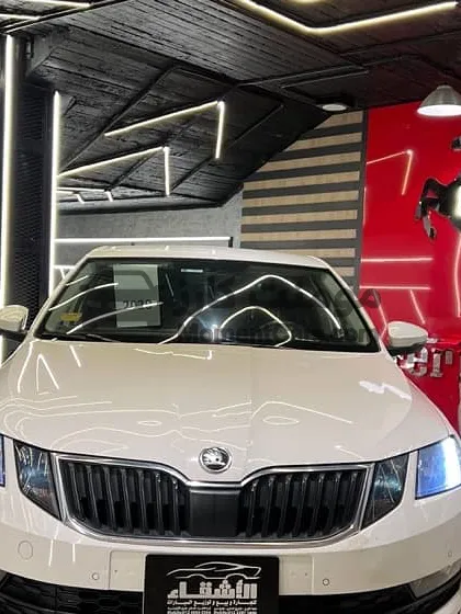 سكودا اوكتافيا امبيشن 2020 مستعملة للبيع كاش أو تقسيط