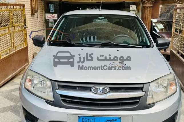 لادا جرانتا 2015 مانيوال للبيع 85 ألف كم