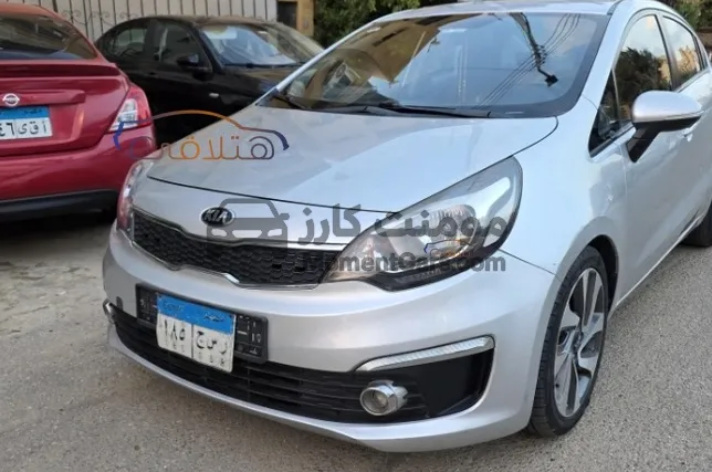 كيا ريو 2015 سيدان اتوماتيك أعلى فئة للبيع