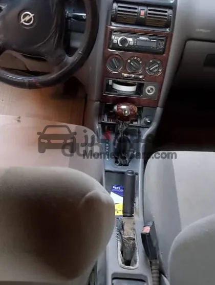 أوبل أسترا 2004 أوتوماتيك للبيع