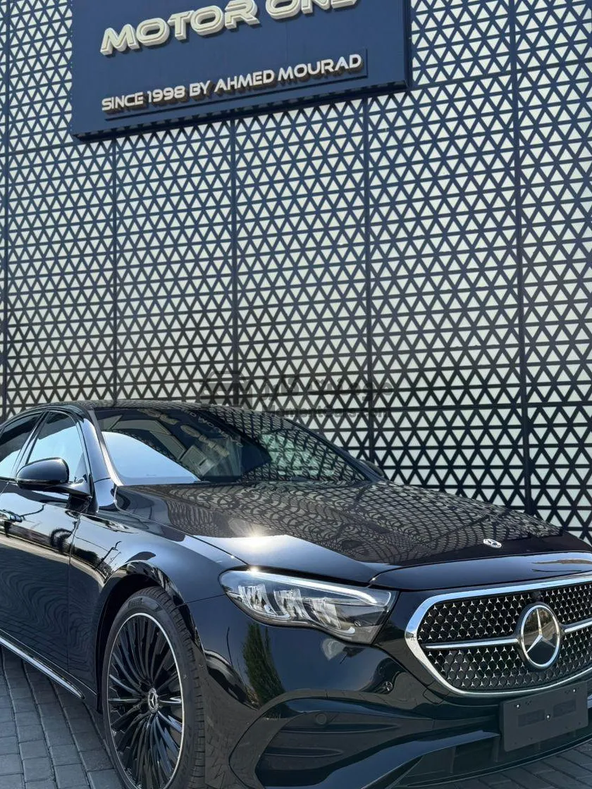 مرسيدس E300 2025 جديدة زيرو وكيل كاملة