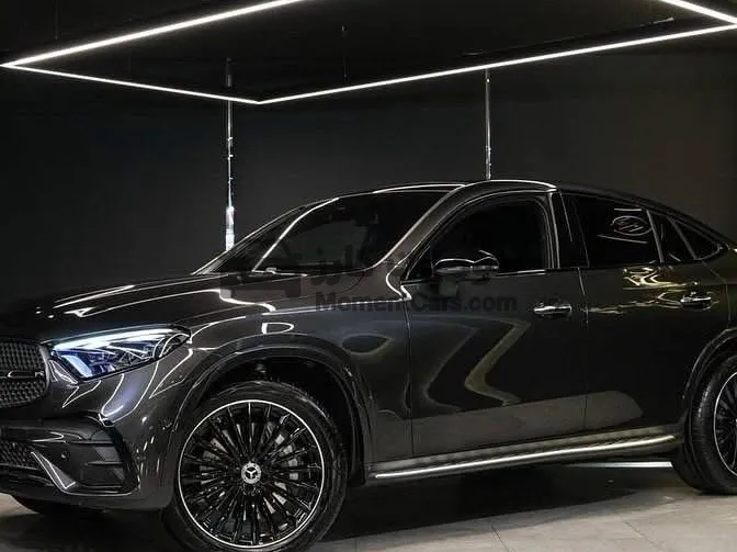 مرسيدس GLC 300 موديل 2026 تجهيزات كاملة ونايت باكج