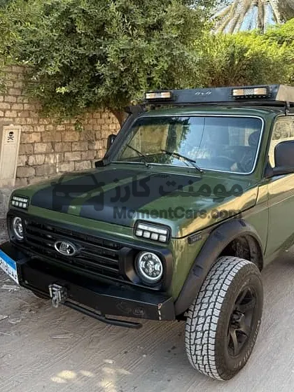 لادا نيفا 1994 أوتوماتيك 4x4 بمحرك تويوتا 2000 سي سي