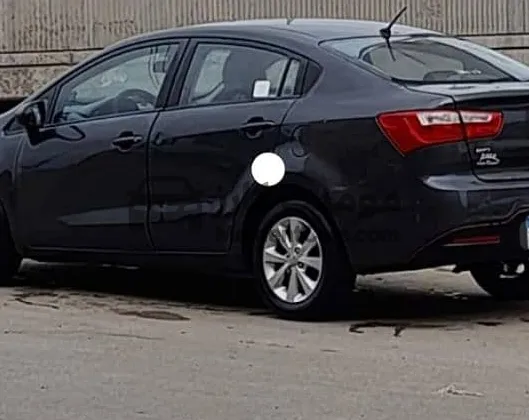 كيا ريو 2013 سيدان اتوماتيك - كاوتش وبطارية زيرو