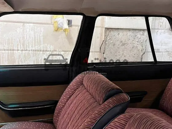 بيجو 504 إستيشن 1977 مانيوال للبيع