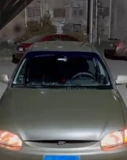 هيونداي أكسنت 2000 مانيوال بحالة جيدة للبيع