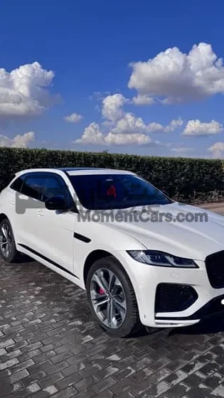 جاكوار F-Pace 2024 نايت باكج 8000 كم للبيع