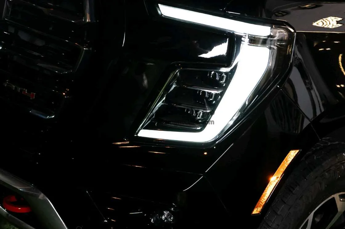 جي إم سي يوكون AT4 2025 جديدة للبيع