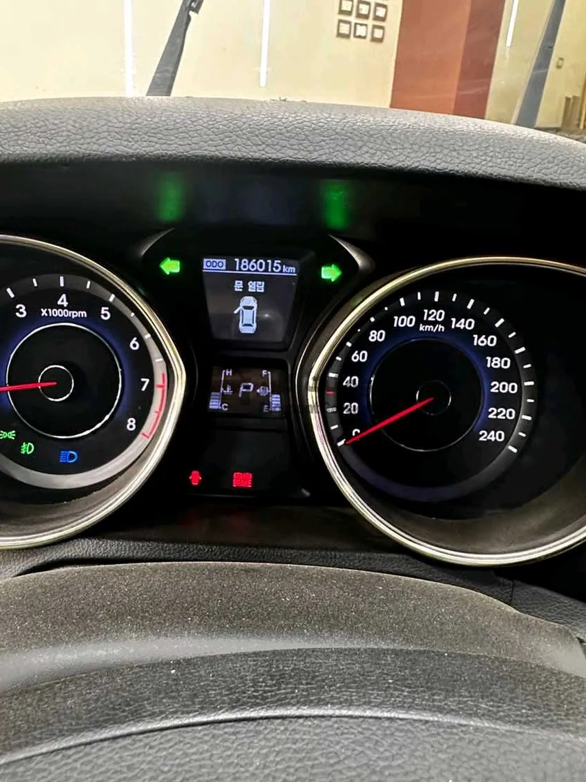 هيونداي افانتي 2012 اتوماتيك سيدان