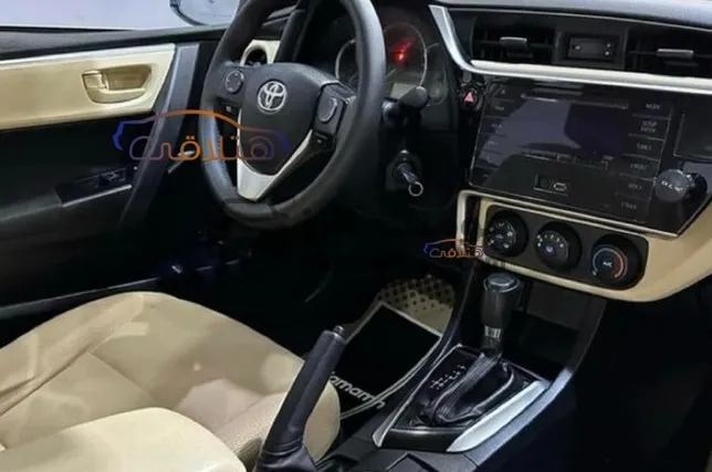 تويوتا كورولا 2017 اتوماتيك جميع الكماليات للبيع