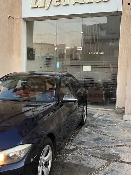 بي ام دبليو 316 موديل 2013 للبيع في الشيخ زايد | حالة ممتازة وتقسيط متاح